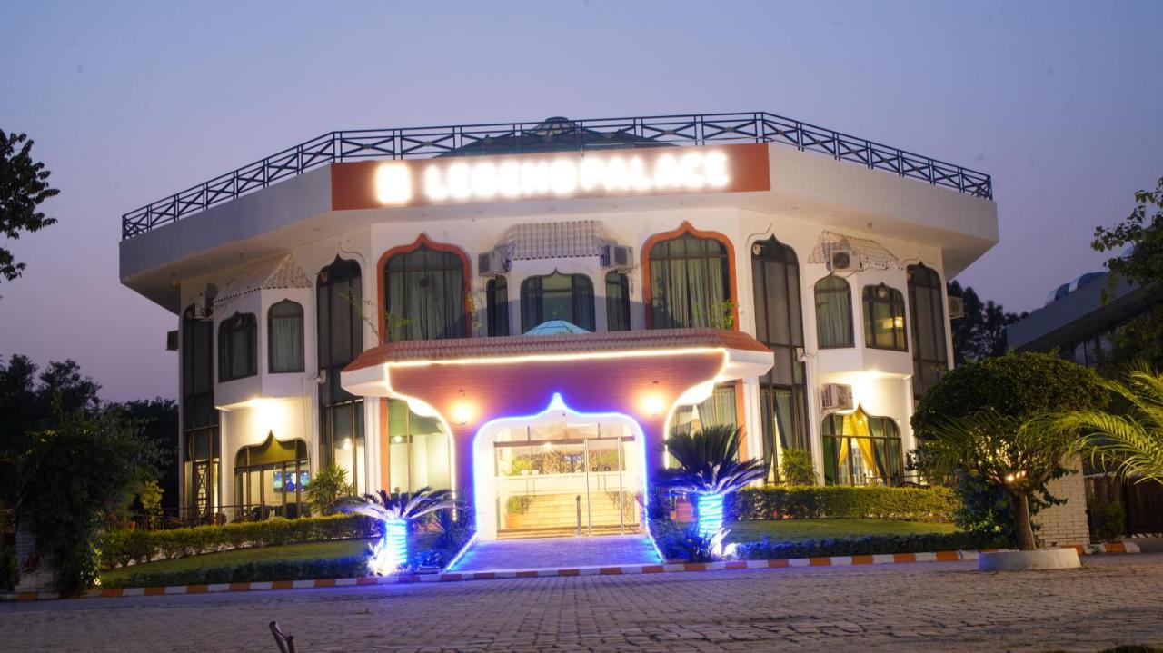 Legend Palace Islamabad Hotel Ngoại thất bức ảnh